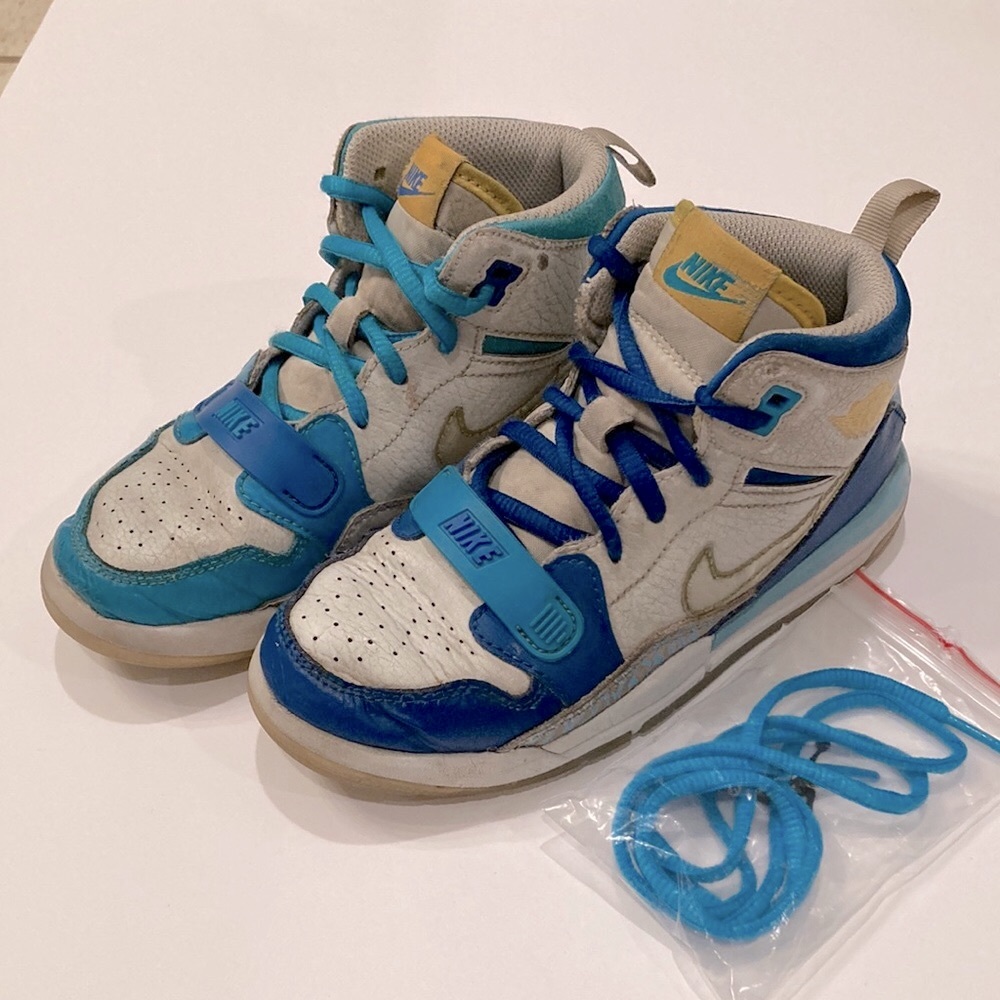 Nike Kids Air Jordan Retro Shoes Size 13.5